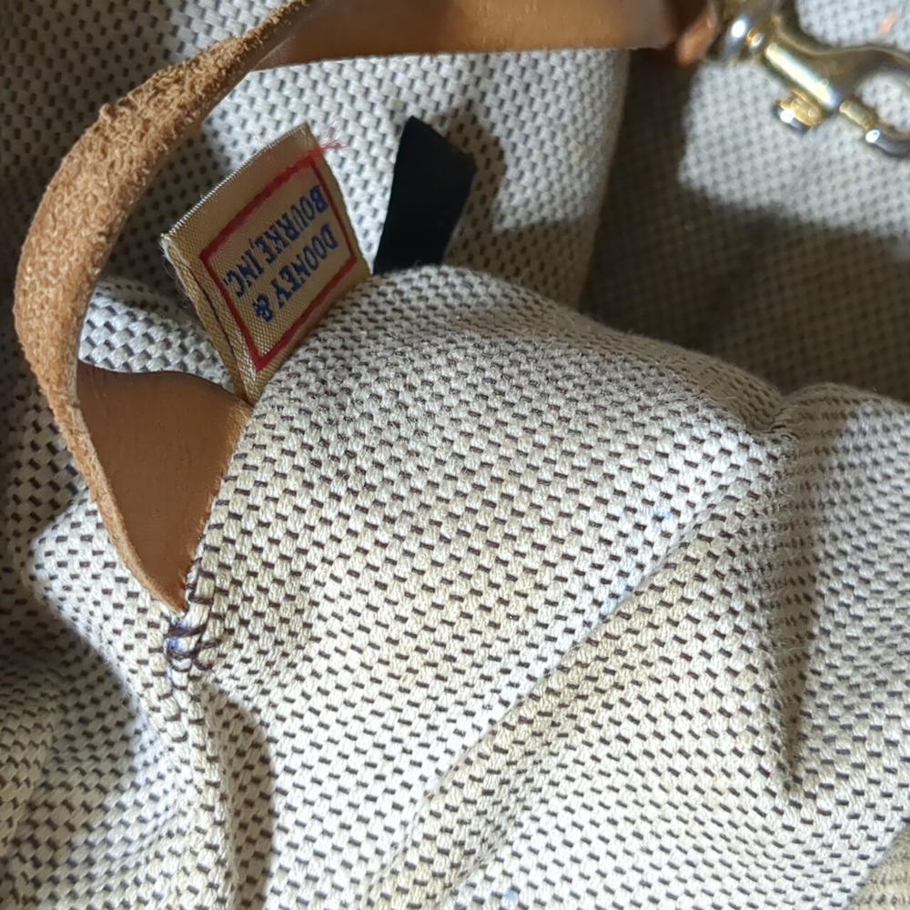 Dooney & Bourke Small O-Ring Shoulder Bag Tan Leather - Picture 9 of 14